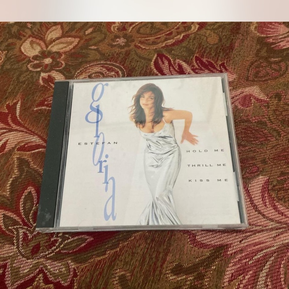 Gloria Estefan CD Album